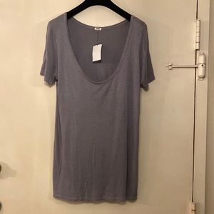 MONROW grey scoop neck T-Shirt - new w/ tags in Size Large